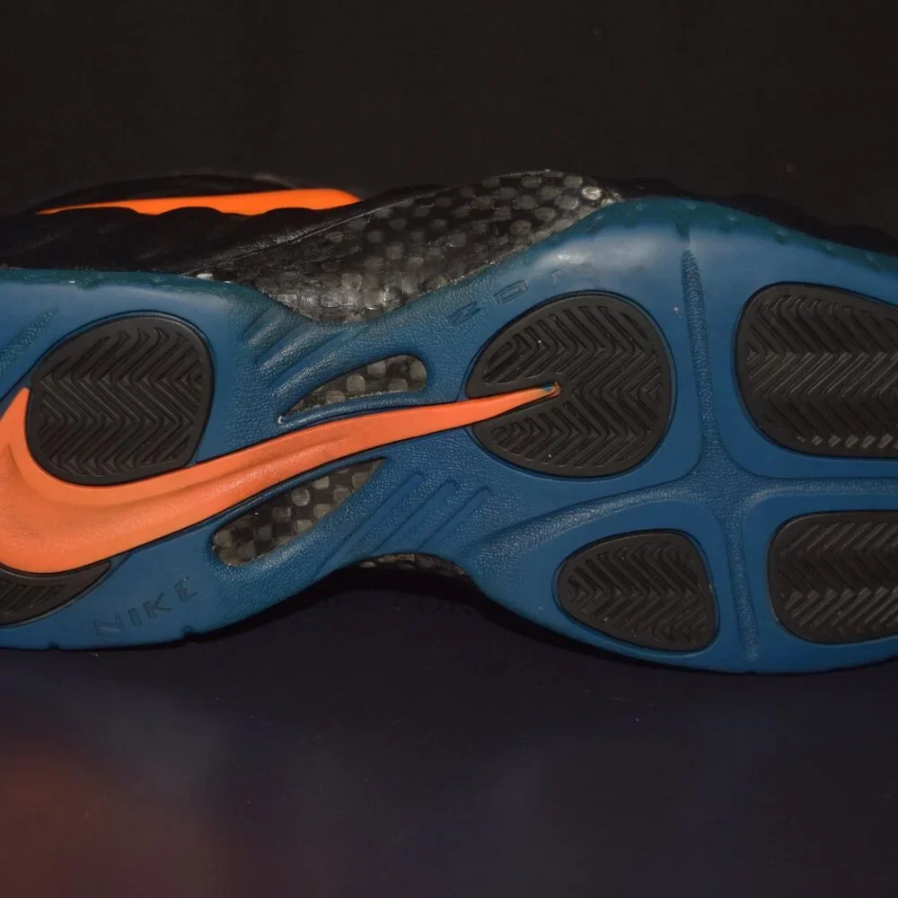 Nike Foamposite Pro Knicks - Picture 6 of 9